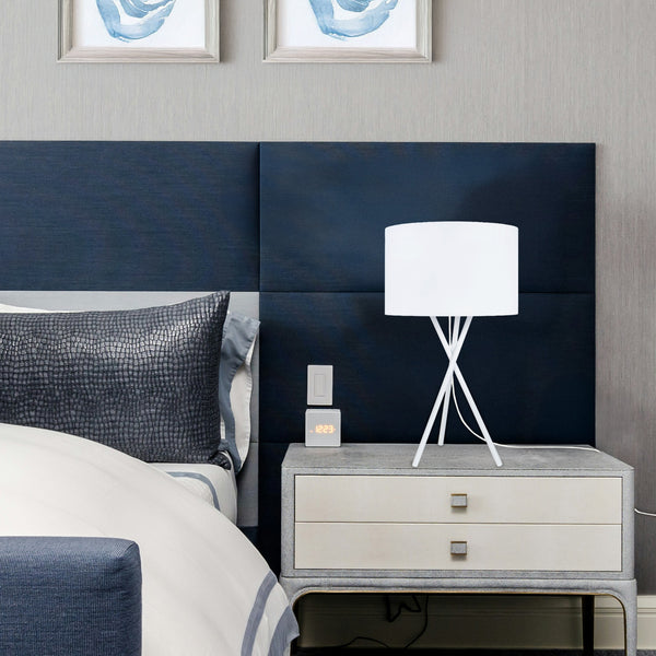 Lampe a poser MIDGARD  trépied métal